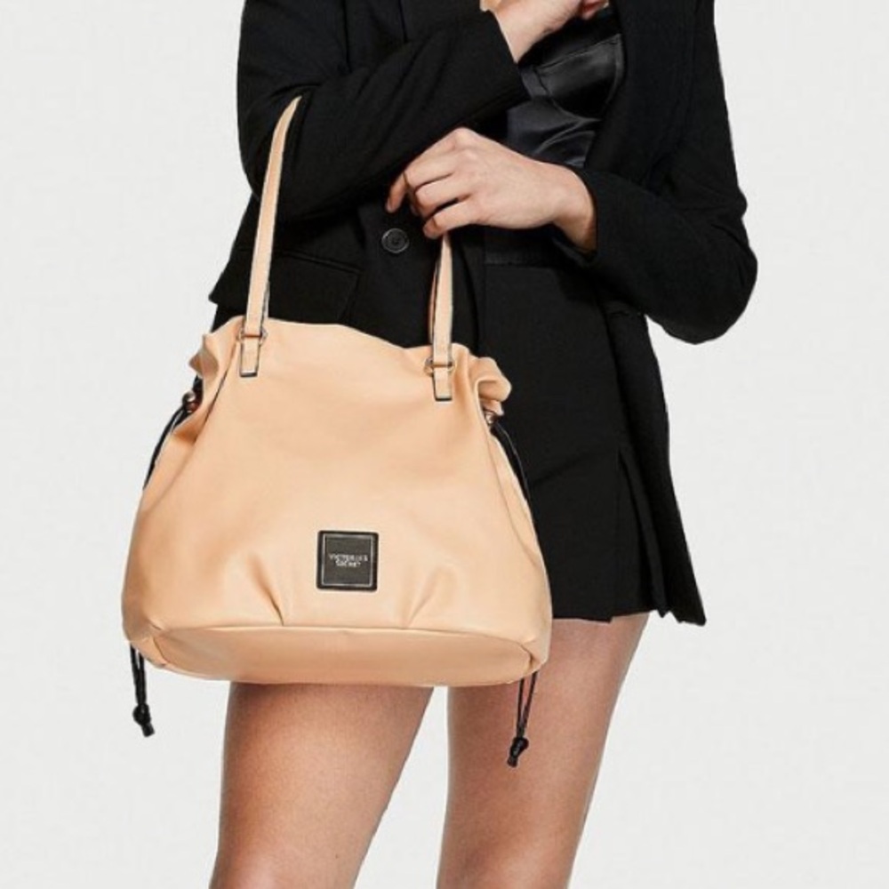 NWT beige neutral with gold and black accent Victoria’s Secret purse tot…